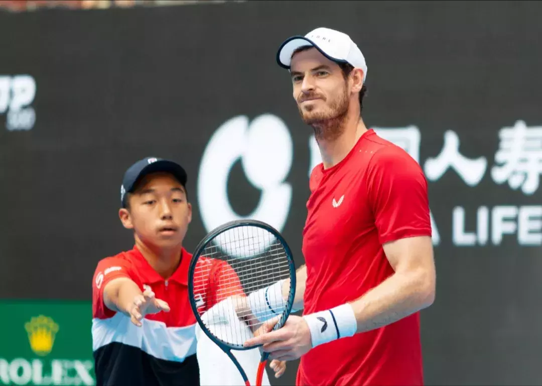 HKA血洗MAD，Elk关键团战开团秒人顶尖较量入围赛，技惊四座