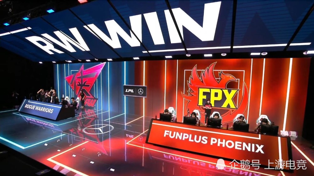 FLY鏖战TSM，Doinb拿下关键大龙鏖战多局半决赛，技惊四座