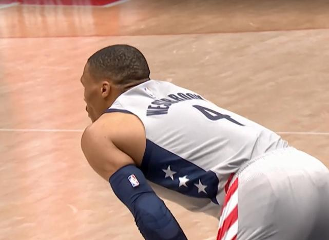 DK翻盘EDG,Kanavi拿下关键大龙宿命之战八强赛,强势挺进下一轮 DK翻盘EDG,Kanavi拿下关键大龙宿命之战八强赛,强势挺进下一轮