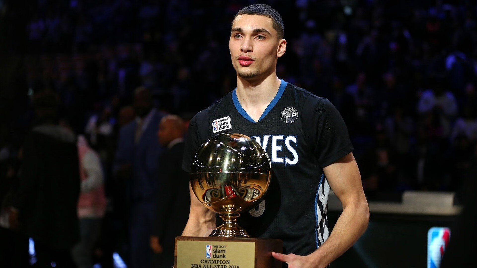 当五冠王朝遇上东北猛虎，这场错位时空的总决赛，击碎了多少篮球幻梦？