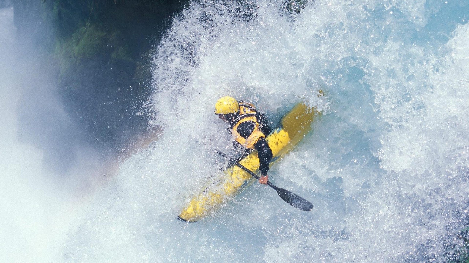 开云官网-欧冠半决赛惊世一击！维尼修斯单骑救主，皇马剑指第15冠