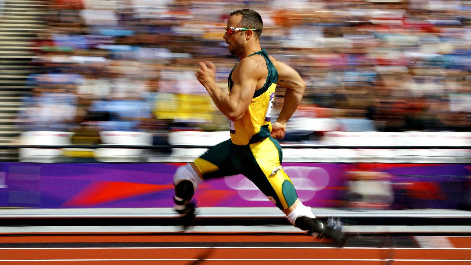 绿茵闪电与赛道飞人,当亚特兰大遇见姆巴佩的F1时刻